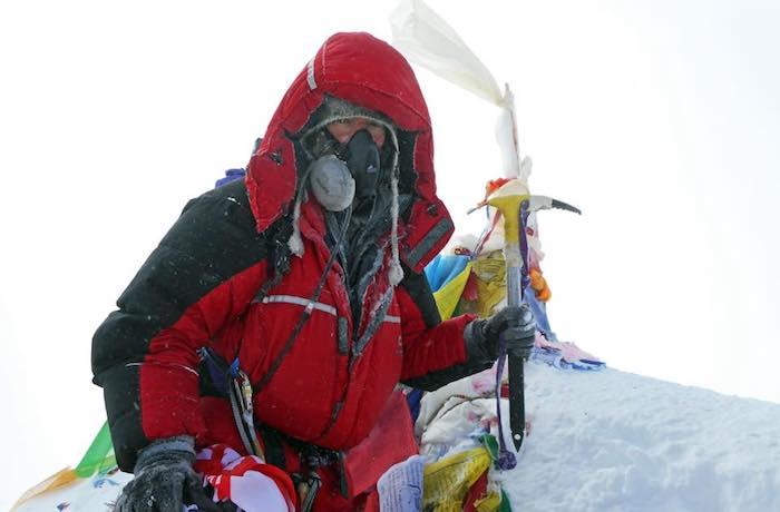 Cancer : un patient en phase terminale gravit l’Everest