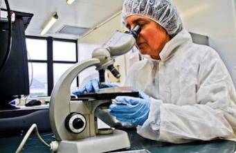 Lyon : neuf cas de cancer suspects dans un même laboratoire
