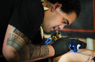Effacer un tatouage : 3 à 10 séances nécessaires
