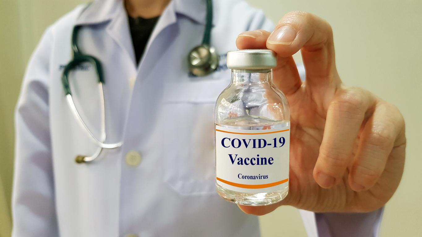 Vaccination contre la Covid-19 : le point sur les effets secondaires 
