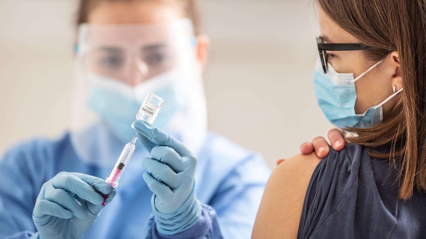 Moderna pour les plus de 30 ans : quelle différence avec le vaccin Pfizer ?