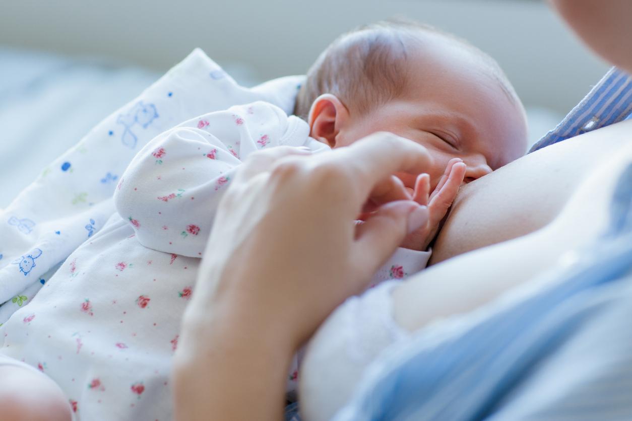 Allaitement : les bébés nourris au sein profitent des « bonnes bactéries » de leur mère