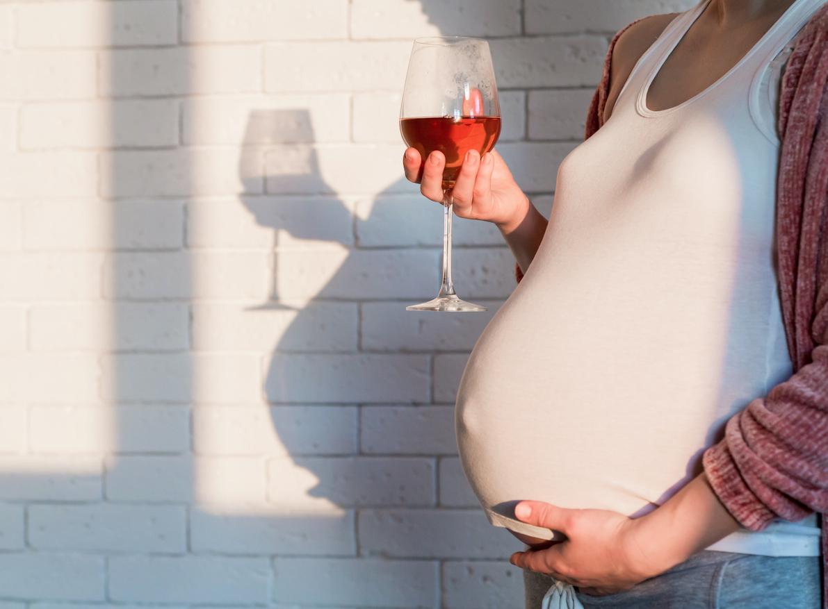 Grossesse : une consommation d’alcool même faible est mauvais pour le bébé