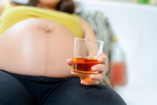Alcool et grossesse : des troubles du développement chez l'enfant