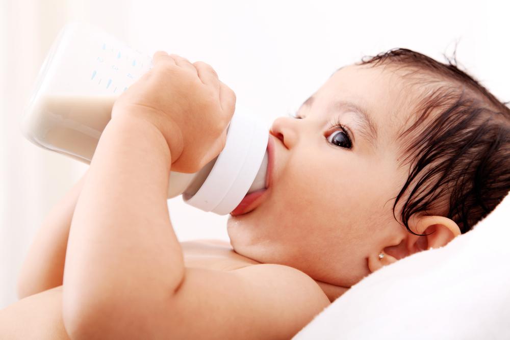 Alerte sanitaire : des laits infantiles \