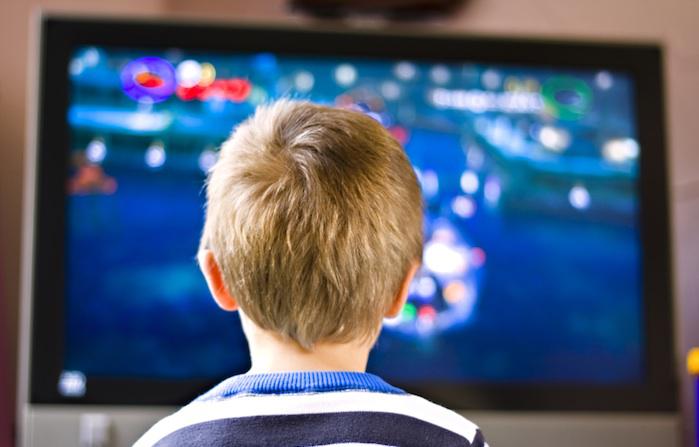 Passer 3 heures sur des écrans augmente le risque de diabète chez les enfants