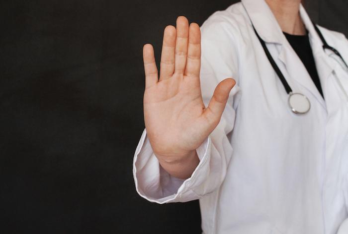 IVG : en quoi consiste la clause de conscience des médecins ?