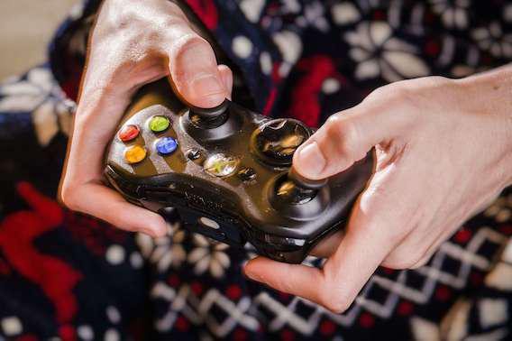 Jeux vidéo : les accros réagissent mieux face au danger