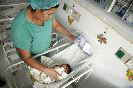 Zika : décès d'un bébé microcéphale en Argentine