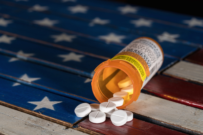 Aux États-Unis, les overdoses d'opioïdes prescrits par des médecins sont la première cause de mortalité