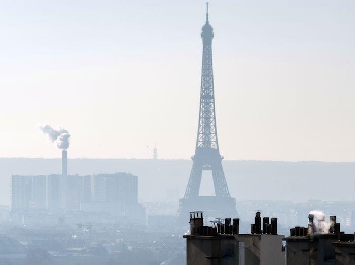 Pollution de l'air : une Parisienne dépose un recours contre l'Etat
