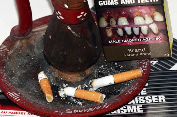  Cigarettes : 56 % des Français approuvent le paquet neutre 