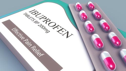 A dose moyenne prolongée, l'ibuprofène altère la production de testostérone