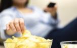 Additifs, colorants, calories vides : les dessous des produits ultra-transformés