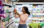 Pesticides interdits : pourquoi les retrouve-t-on dans le thé et le riz ?