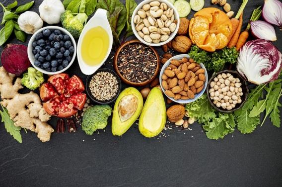 Vieillissement biologique : une alimentation riche en végétaux pourrait le ralentir 