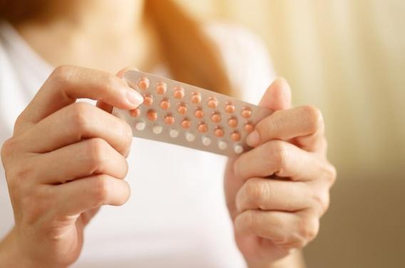 Troubles musculo-squelettiques : l’utilisation de contraceptifs oraux peut les réduire