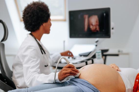 Comment se passe la grossesse quand on souffre d'endométriose ? 