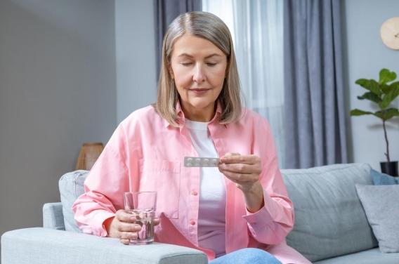 Traitement hormonal de la ménopause : le  ...