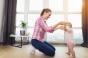 Danser avec votre bébé peut stimuler son intelligence émotionnelle