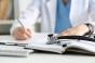 Bientôt davantage de médecins… Mais 1 Français sur 4 manque d’argent pour se soigner 