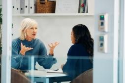 Pourquoi ai-je l'impression que tout le monde me critique ?