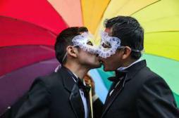Etats-Unis : un homosexuel séropositif sur deux n'est pas traité