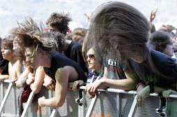 Le headbanging peut provoquer des lésions cérébrales