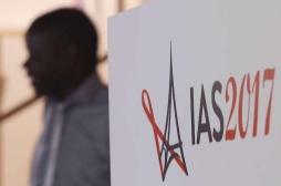 Ménopause : les femmes vivant avec le VIH sont à haut risque