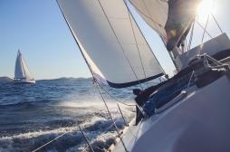 Gagner le Vendée Globe avec un cancer : l’exploit de Charlie Dalin