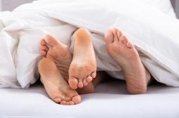 Lors des rapports sexuels, des bactéries seraient échangées même avec un préservatif