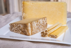 Faut-il enlever la croûte du fromage ?