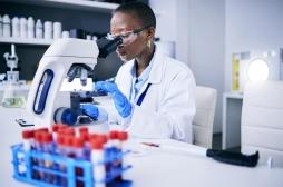 Cancer : bientôt une prise de sang pour prédire les rechutes ?