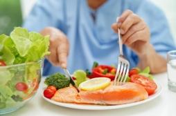 Sclérose en plaques : manger beaucoup de poisson ralentit la maladie