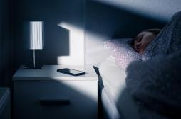 Santé cardiovasculaire : pourquoi dormir dans le noir est essentiel