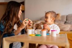 Développement : 4 conseils pour aider votre enfant à jouer en utilisant son imagination