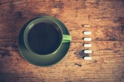 Antibiotiques : votre café du matin pourrait bien affaiblir leurs effets !