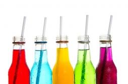 Soda : les boissons sucrées augmentent aussi le risque de décès 