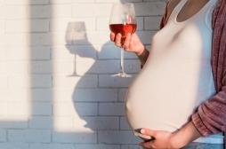 Grossesse : une consommation d’alcool même faible est mauvais pour le bébé