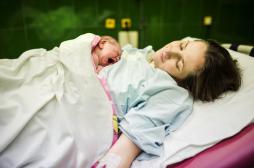 Maternité : pratiquer le peau-à-peau favorise l'allaitement maternel  