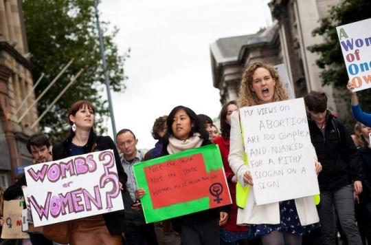 Référendum sur l'avortement : l'Irlande à l'heure du choix 