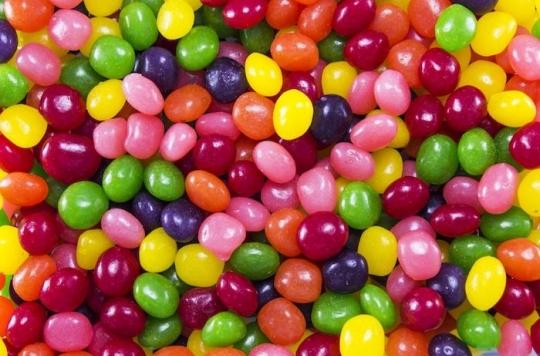 Alimentation : le gouvernement veut interdire les bonbons et les plats préparés à base de dioxyde de titane