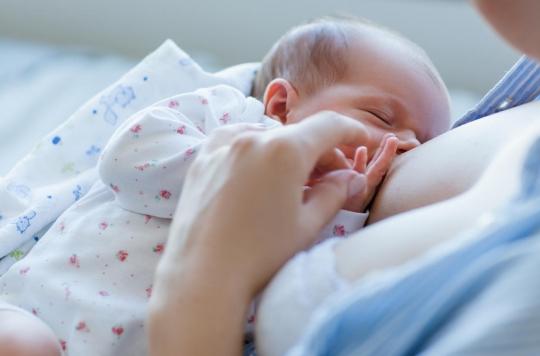 Allaitement : les bébés nourris au sein profitent des « bonnes bactéries » de leur mère