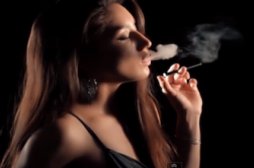 E-cigarette : l'exposition des jeunes à la pub explose aux USA