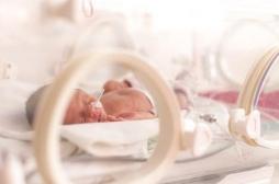 Bébés prématurés : l'Assemblée Nationale vote en faveur d'un congé paternité plus long 