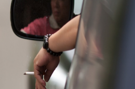 Tabac : des experts veulent l’interdire dans les voitures 