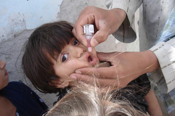 Polio : l’OMS instaure un vaccin simplifié 